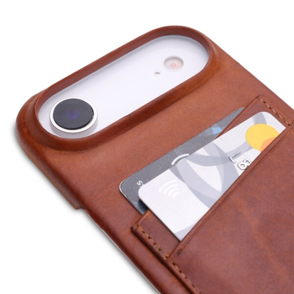 Capa de couro Wachikopa Full Wrap para iPhone 17 Air com compartimentos para cartões.