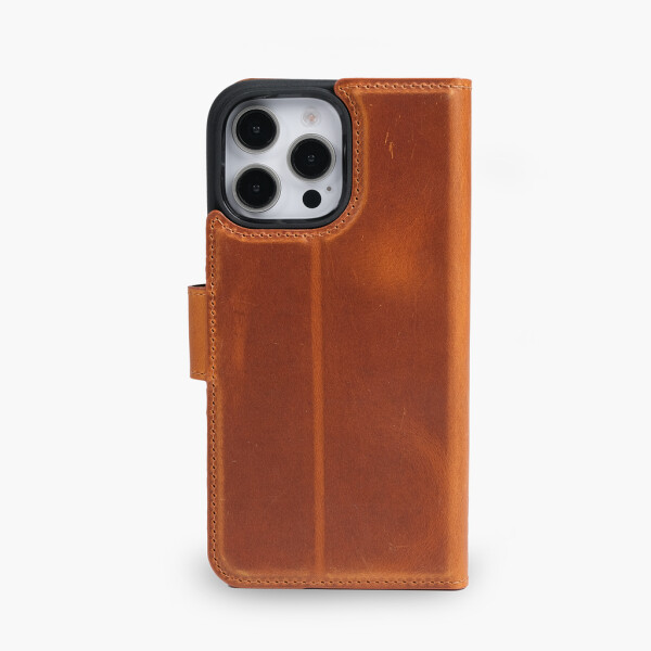 Funda de piel Wachikopa compatible con iPhone 16 Pro con ranura para tarjetas